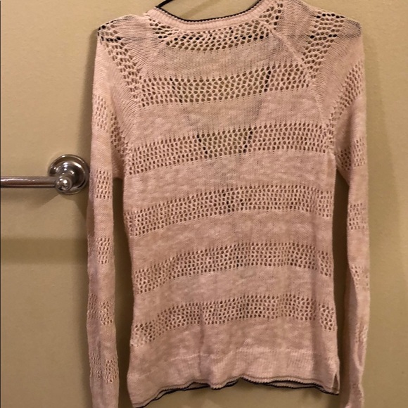 🔵Loose Knit Sweater!🔵 - Picture 2 of 3